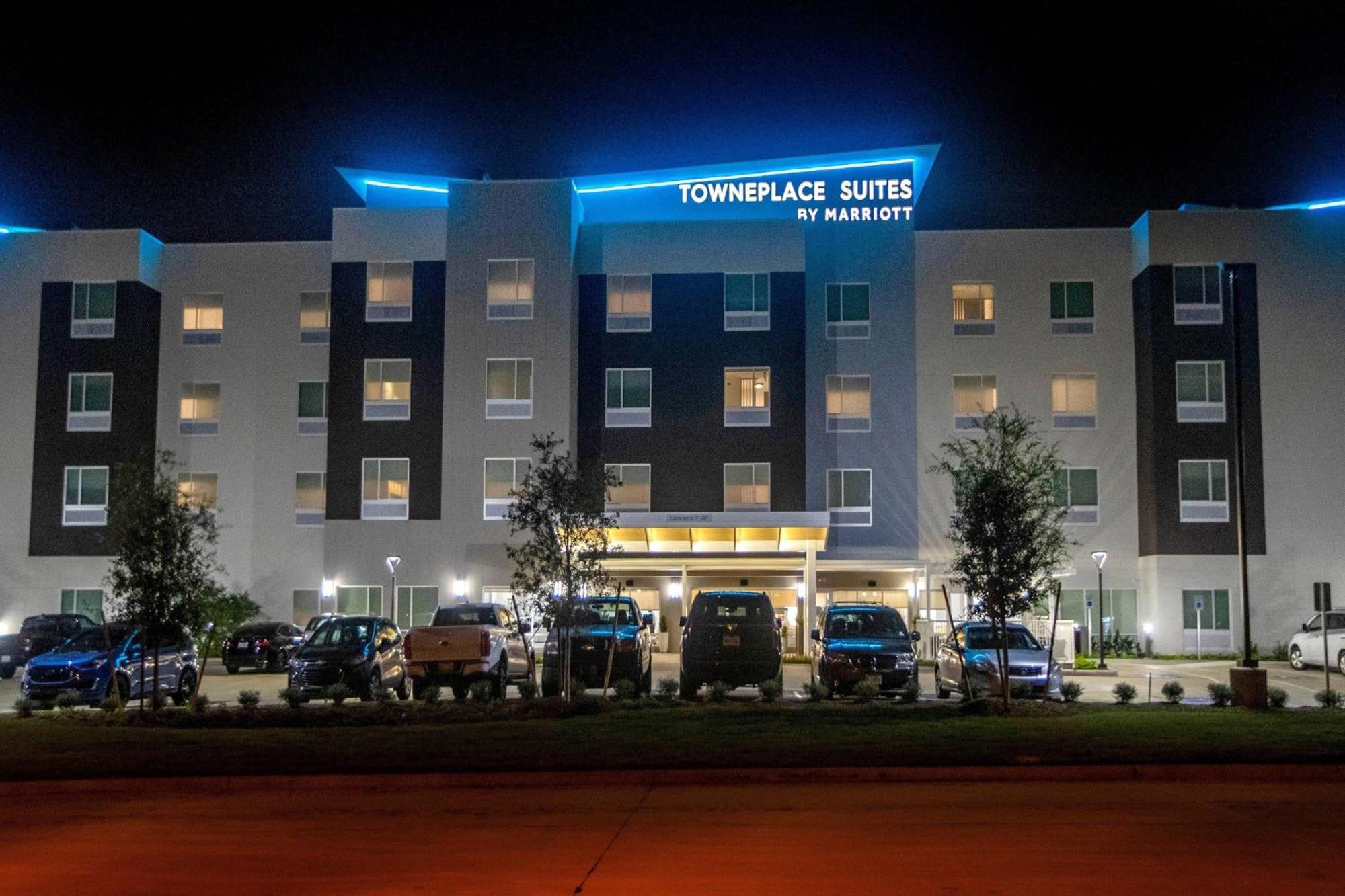 Towneplace Suites By Marriott Conroe Exterior photo